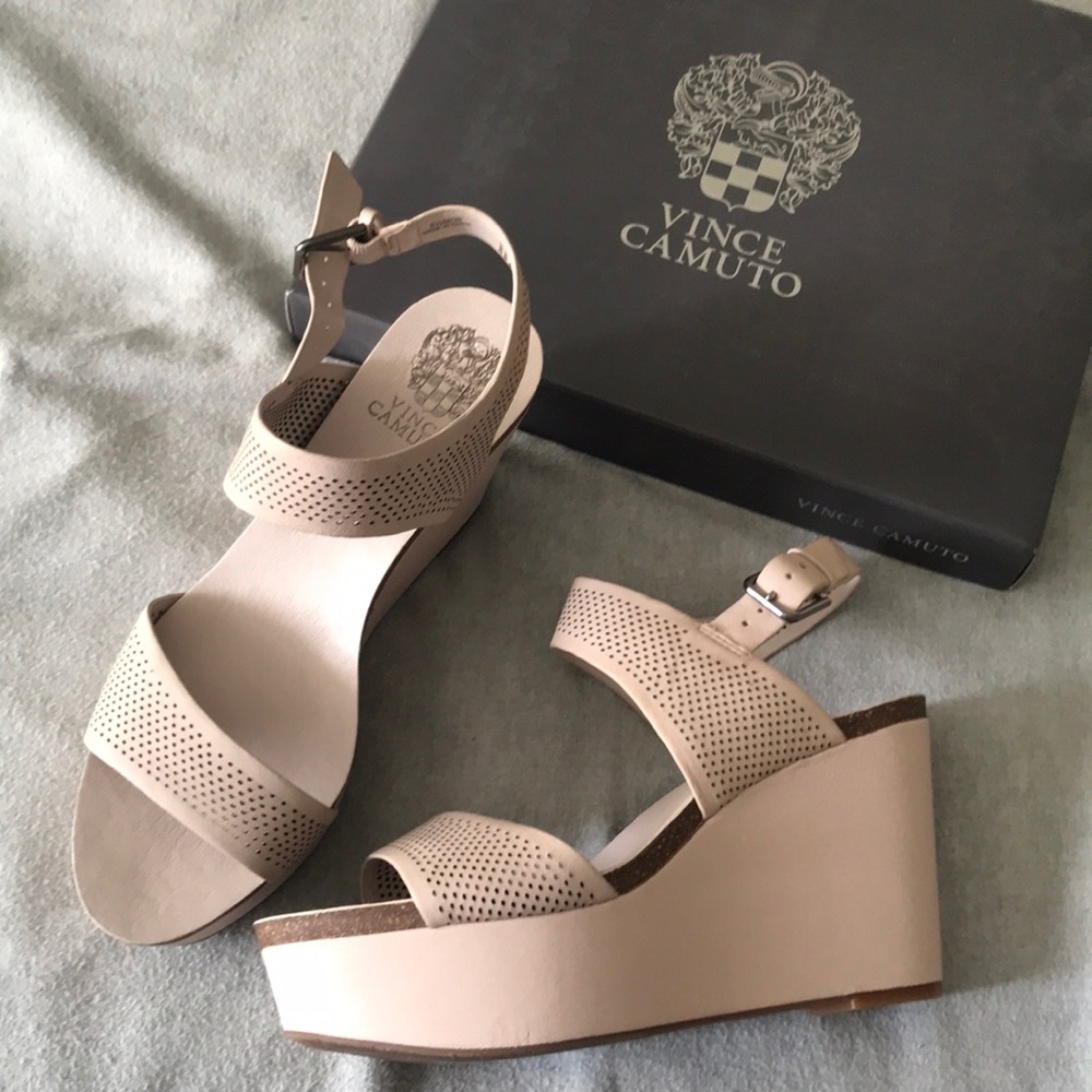 Brand New Vince Camuto wedges